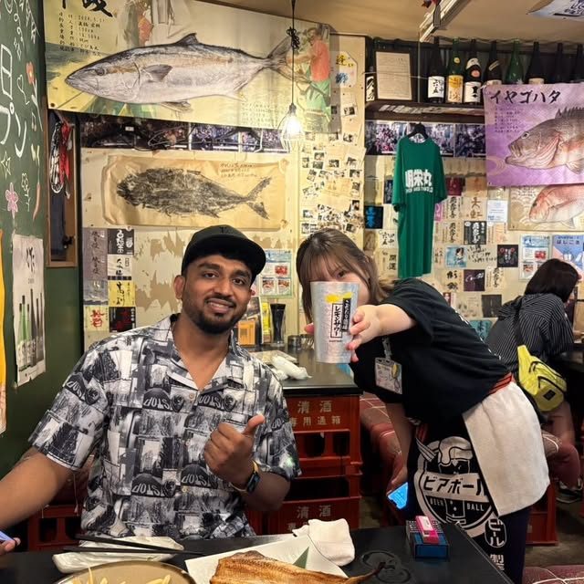 こんにちは(*ˊᗜˋ*) ﾉ 昨日もご来店ありがとうございます☺️ 本日馬刺しレバ刺しありまっせ〜🤣 皆さん大好き御殿場特産の馬刺し‼️最近は特に人気なので早い者勝ちですよ〜(*ФωФ)ﾌﾌﾌ… 本日も皆様のご来店心よりおまちしております*｜飲み食い横丁なべすけ 公式Instagram