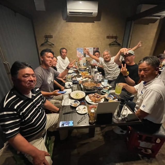こんにちは(*ˊᗜˋ*) ﾉ 昨日もご来店ありがとうございます☺️ いやぁ〜ビールが最高に美味しい季節になってきましたねぇ〜😆この暑い毎日…しかしこの暑さの中で飲むビール…🍻 くぅ〜たまんないですよね！🤣ただ熱中症には気おつけて過ごしていき｜飲み食い横丁なべすけ 公式Instagram