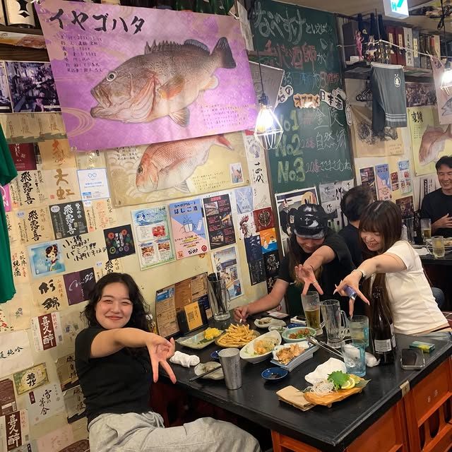 こんにちは(*ˊᗜˋ*) ノ 昨日もご来店ありがとうございます☺️ 本日馬刺し・レバ刺し入荷しました‼️ 夏バテ予防にもなる栄養満点の馬刺し・レバ刺し! 新鮮めちゃウマ!数量限定ですので是非お早めに食べに来てくださいね〜😁 本日も皆様のご来|飲み食い横丁なべすけ 公式Instagram